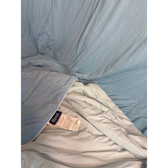 Rest EVERCOOL comforter TWIN blue/light cooling blanket with box - Picture 3 of 6